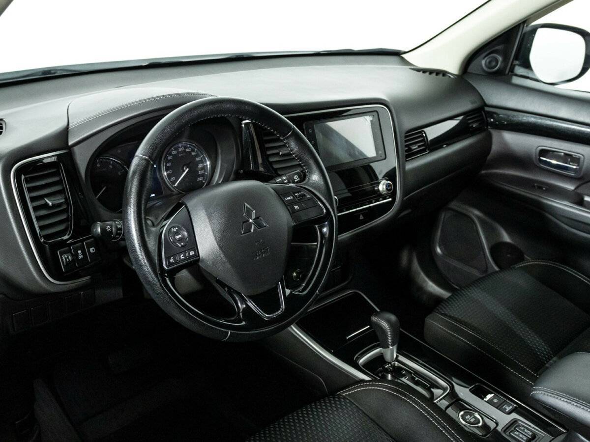 Купить Mitsubishi Outlander, 2021, 104 950 км.. Фото: #10