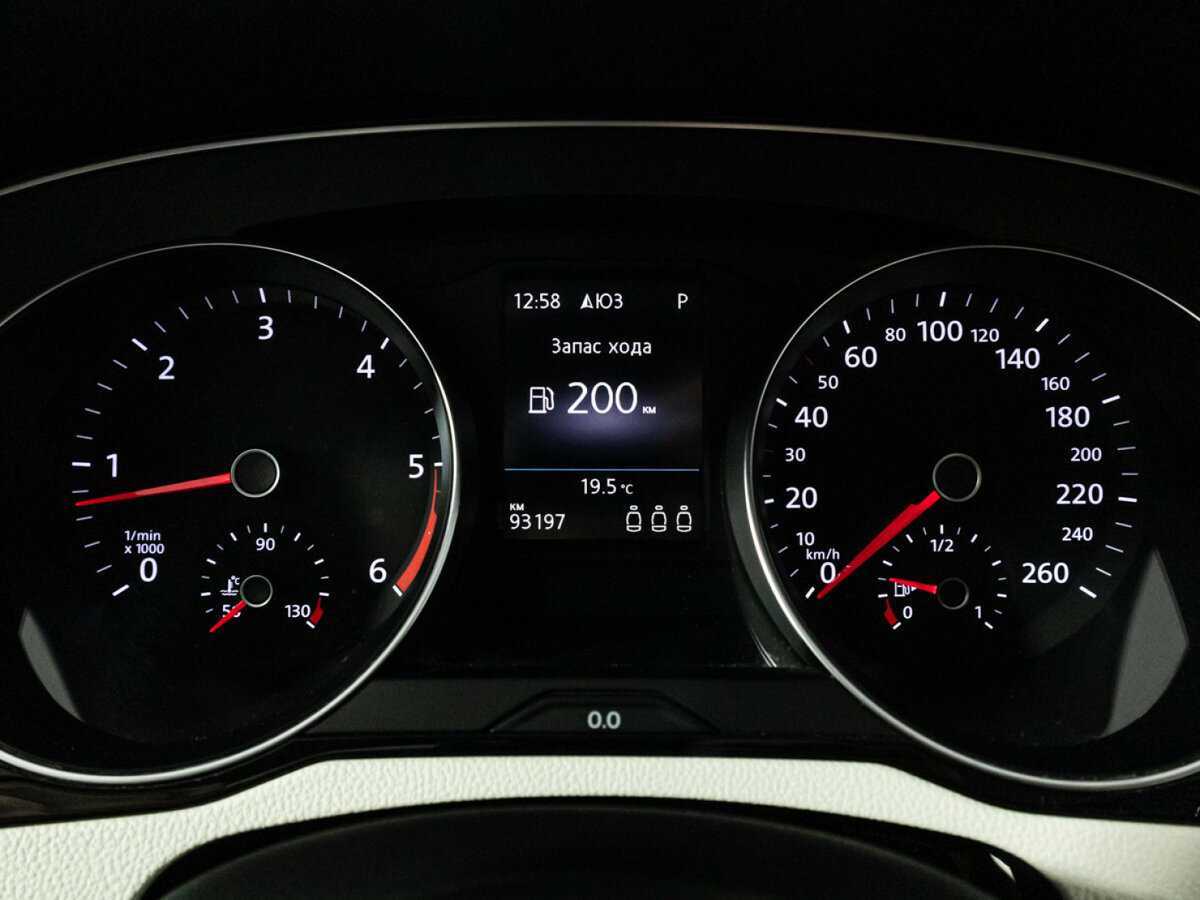 Купить Volkswagen Passat, 2018, 93 196 км.. Фото: #11