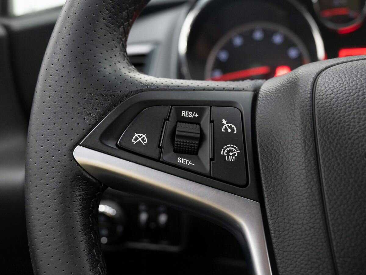 Купить Opel Astra, 2012, 320 317 км.. Фото: #14