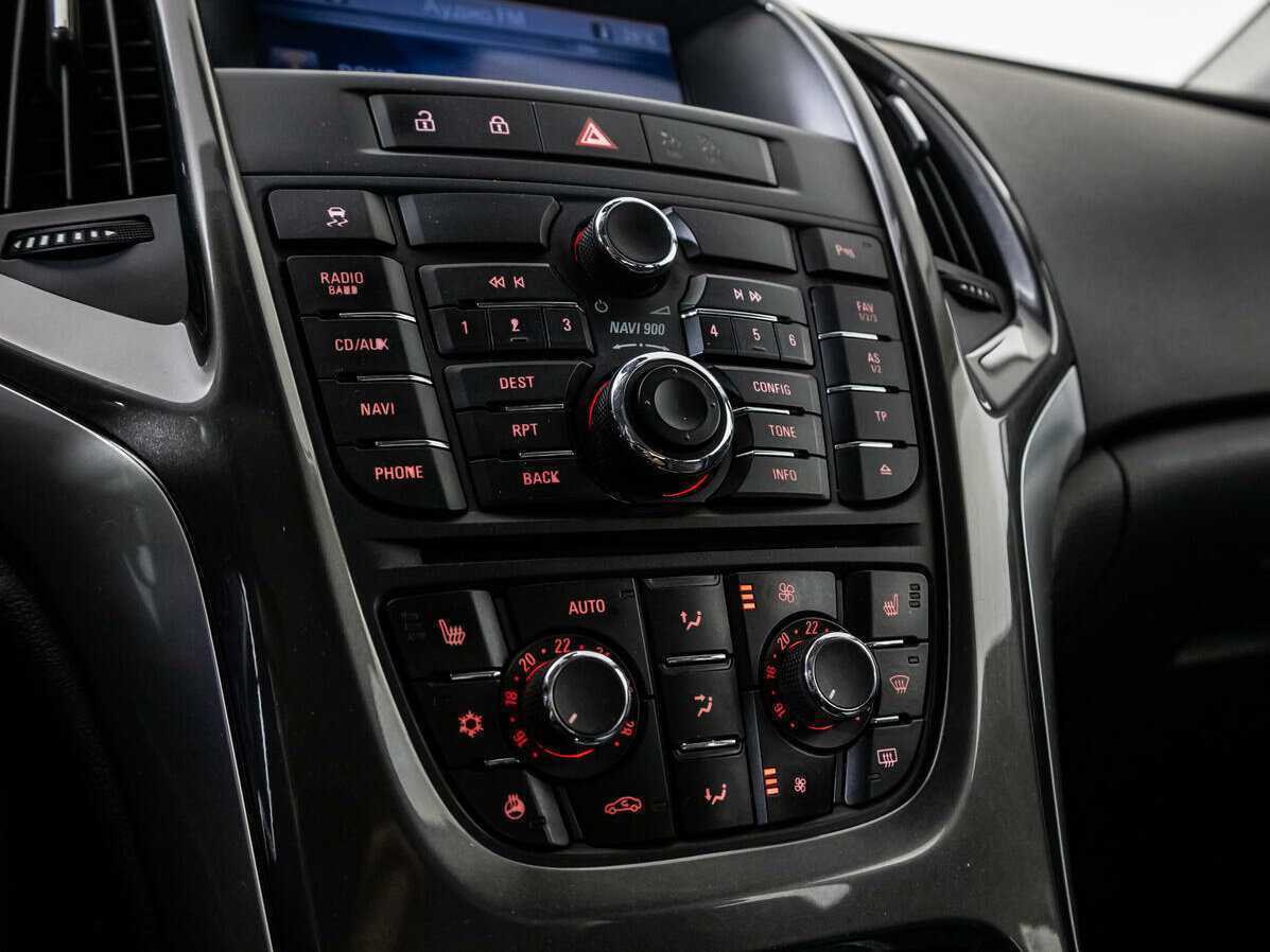 Купить Opel Astra, 2012, 226 020 км.. Фото: #13