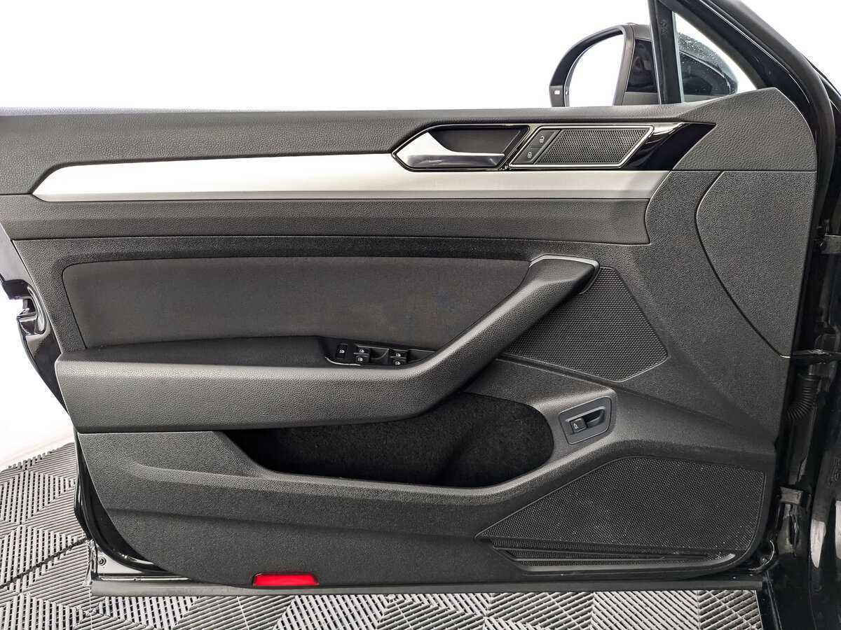 Купить Volkswagen Passat, 2018, 188 206 км.. Фото: #14