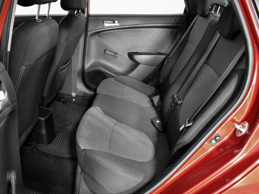 Купить Hyundai Solaris, 2013, 126 616 км.. Фото: #9