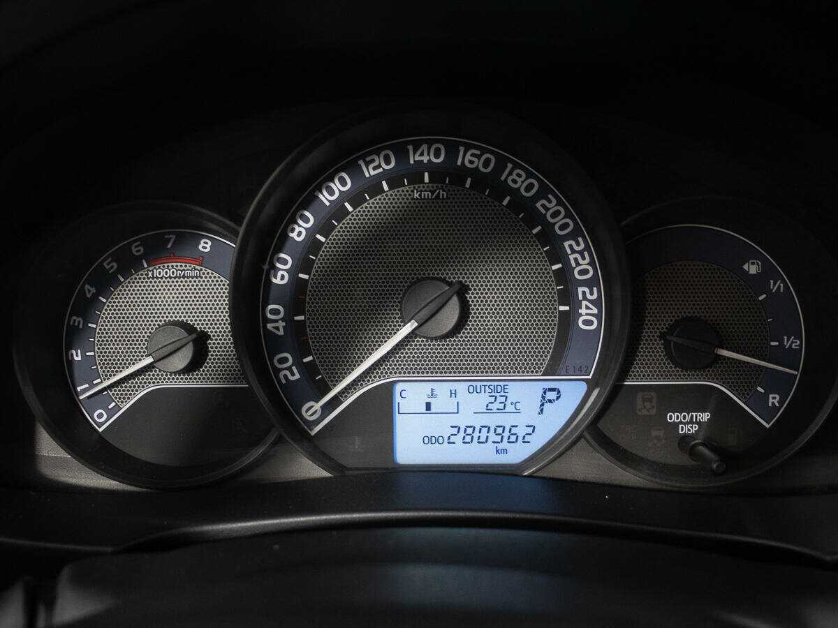 Купить Toyota Corolla, 2014, 280 961 км.. Фото: #11