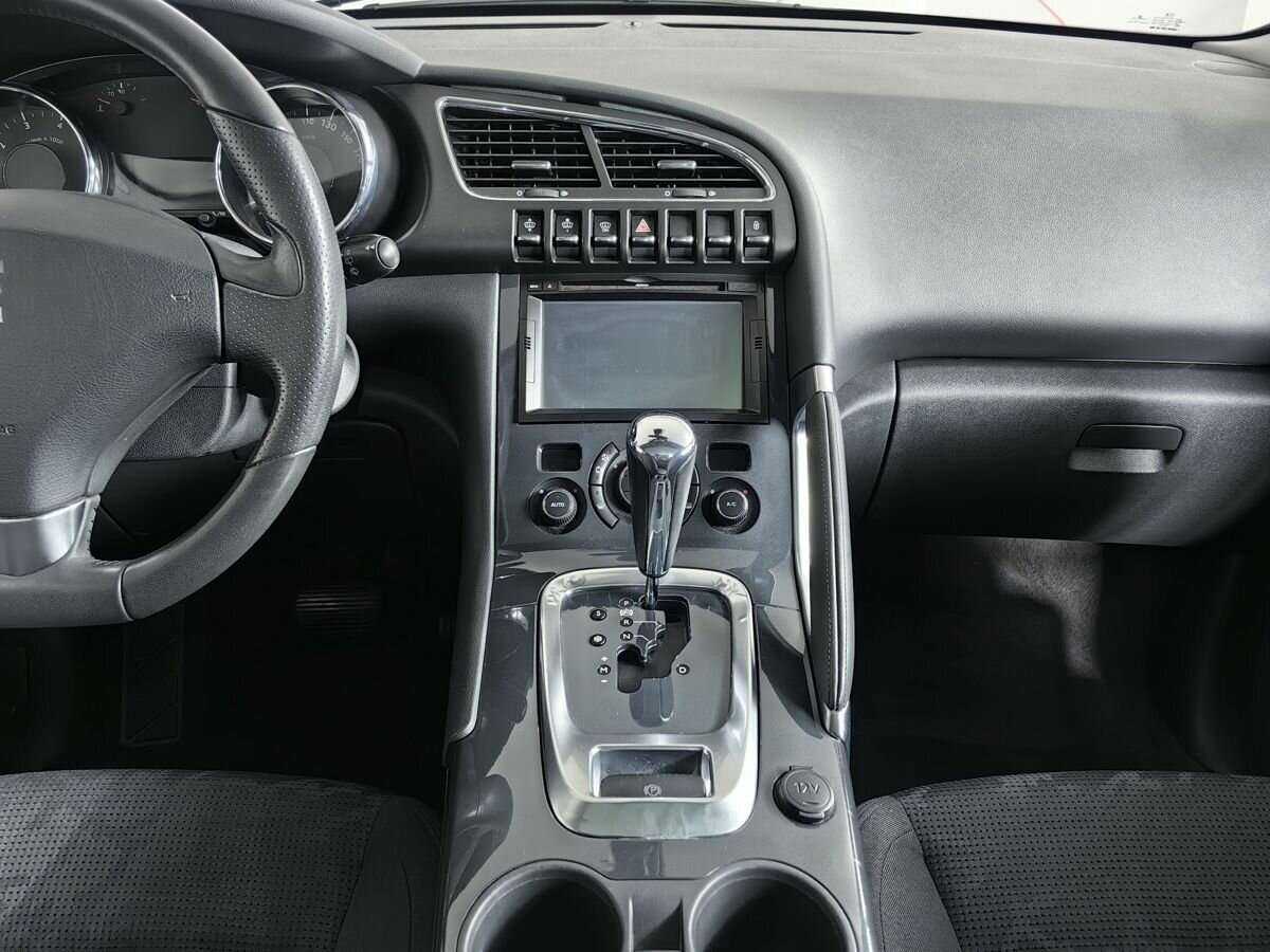 Купить Peugeot 3008, 2012, 122 173 км.. Фото: #10