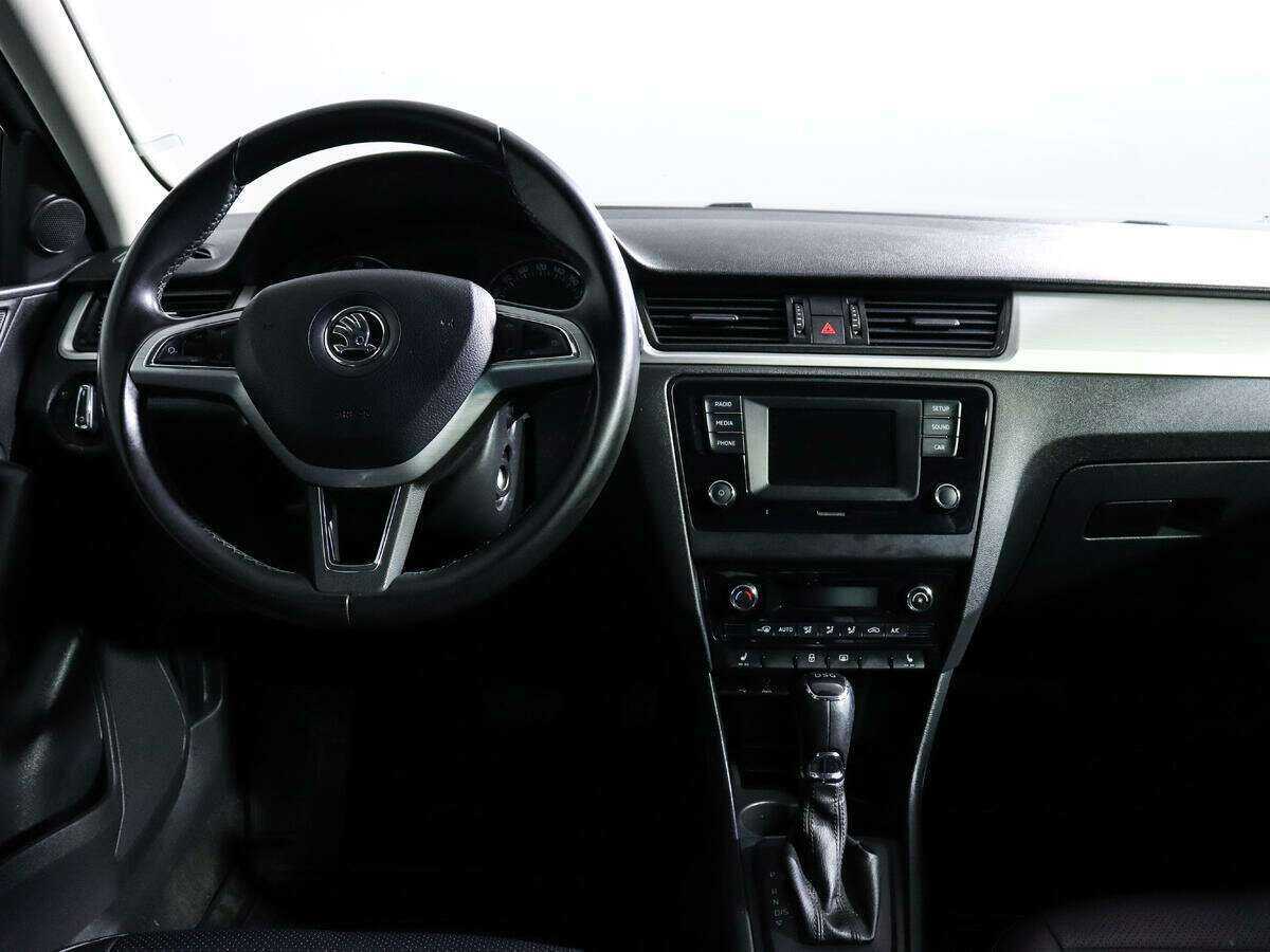 Купить Skoda Rapid, 2016, 157 245 км.. Фото: #10