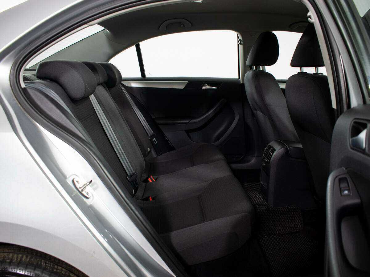 Купить Volkswagen Jetta, 2018, 82 587 км.. Фото: #9