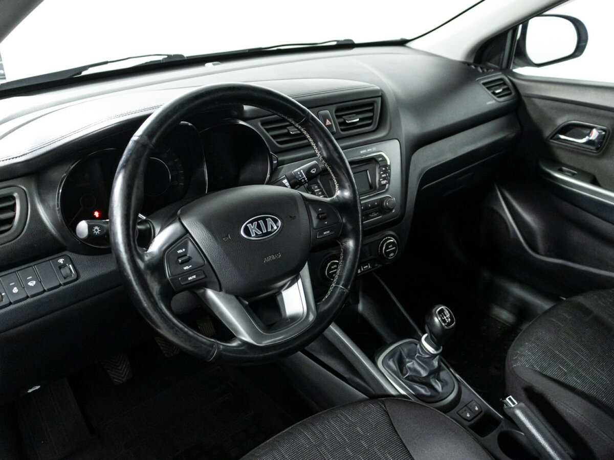 Купить Kia Rio, 2013, 100 589 км.. Фото: #10