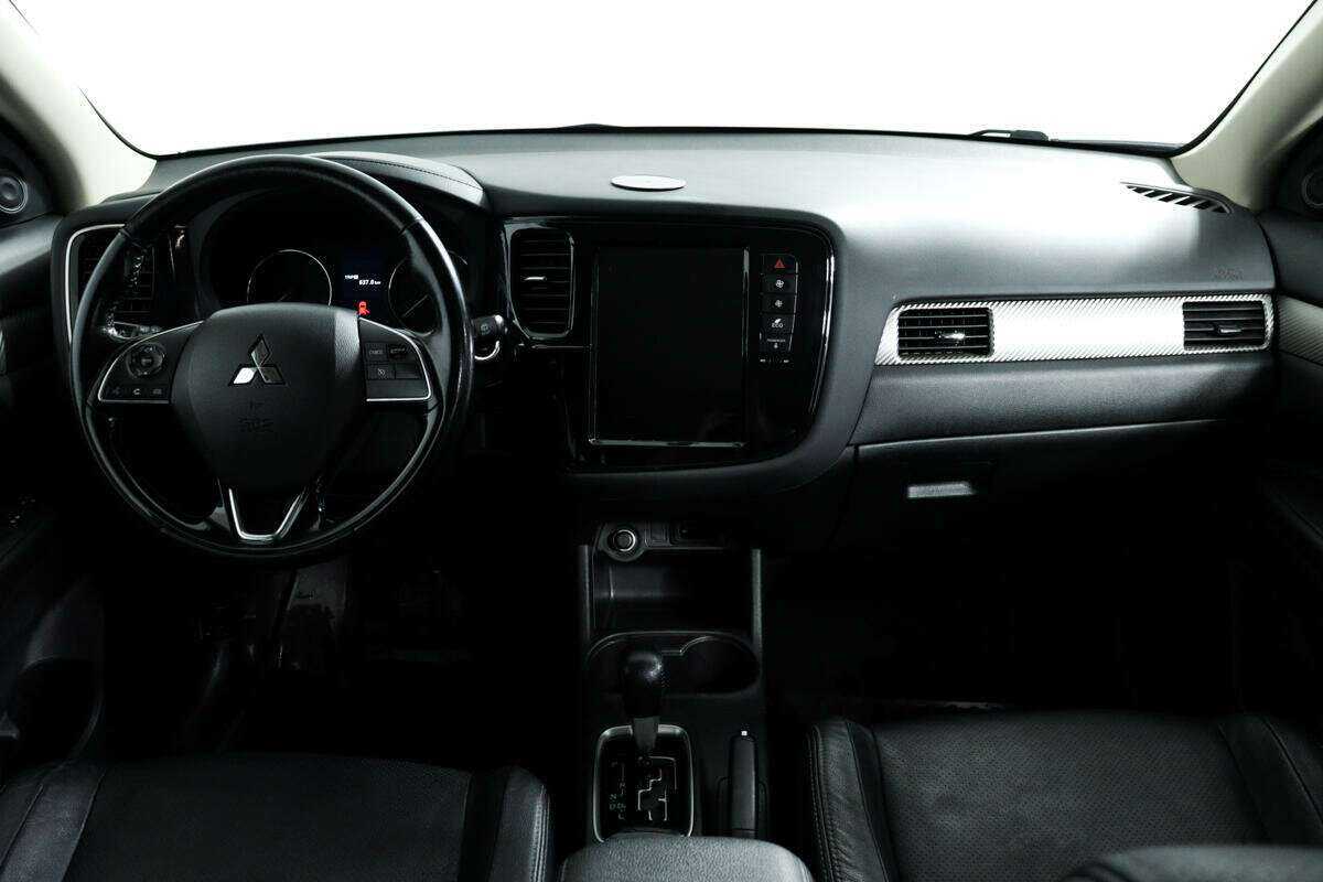 Купить Mitsubishi Outlander, 2015, 70 761 км.. Фото: #10