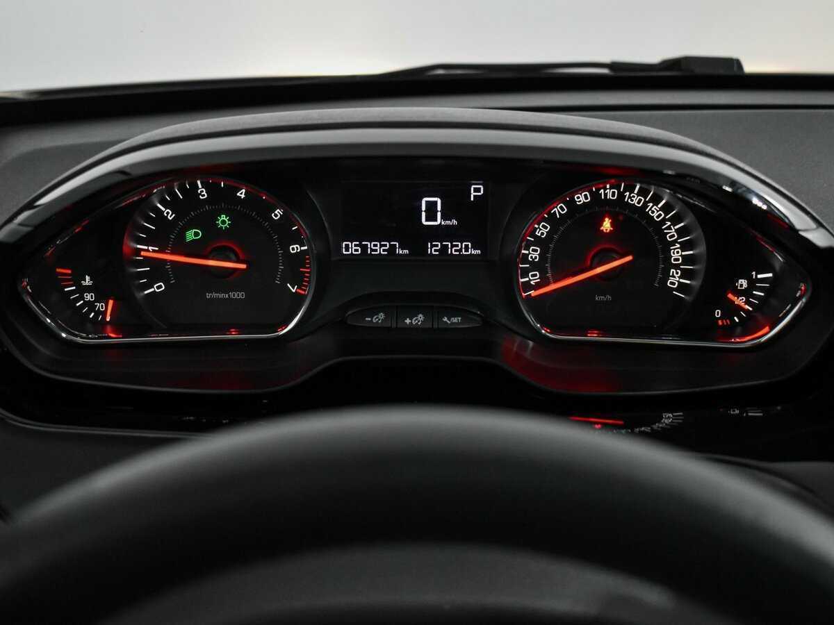 Купить Peugeot 208, 2014, 68 000 км.. Фото: #15