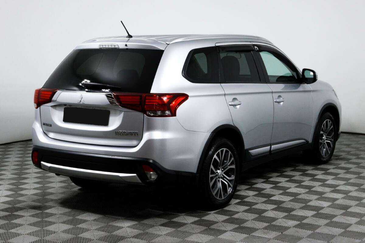 Купить Mitsubishi Outlander, 2015, 72 276 км.. Фото: #4