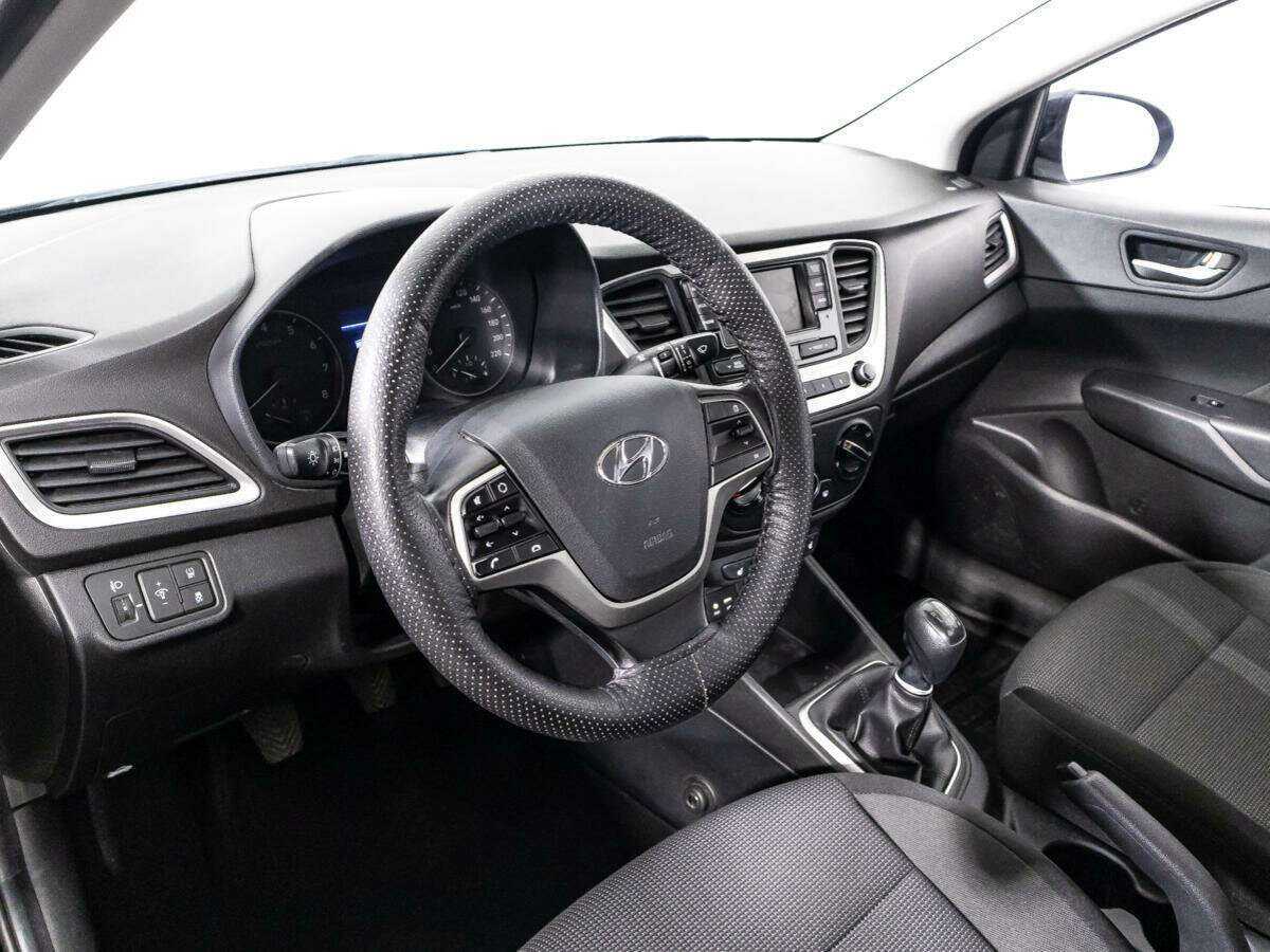 Купить Hyundai Solaris, 2017, 69 118 км.. Фото: #10