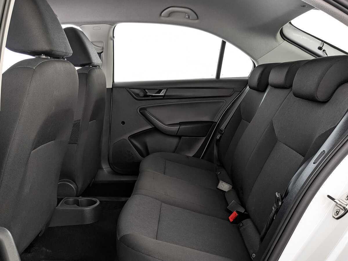 Купить Skoda Rapid, 2019, 81 405 км.. Фото: #15