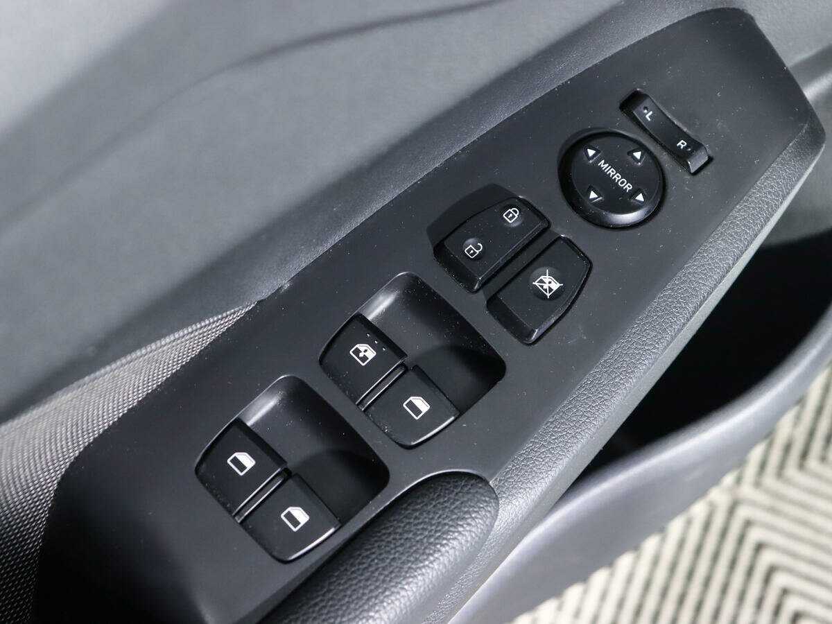 Купить Hyundai Solaris, 2018, 69 469 км.. Фото: #13