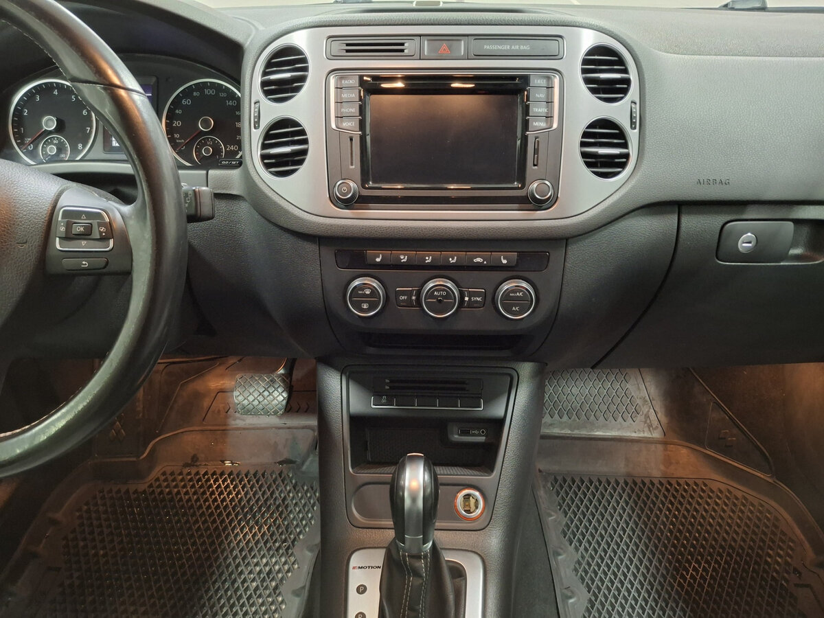 Купить Volkswagen Tiguan, 2016, 127 215 км.. Фото: #14