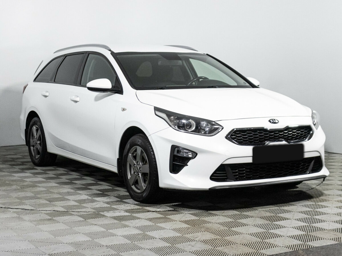 Купить Kia Ceed, 2019, 68 732 км.. Фото: #2