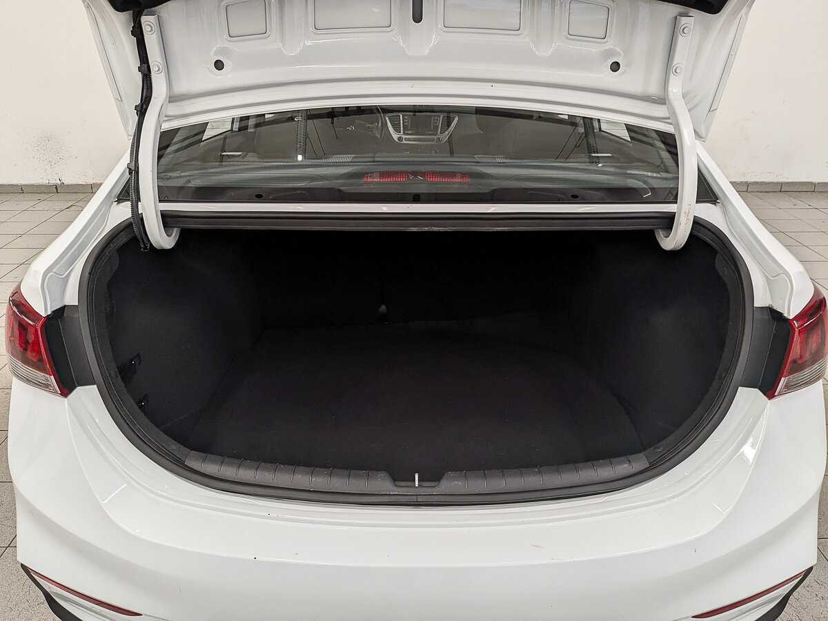 Купить Hyundai Solaris, 2019, 107 966 км.. Фото: #9