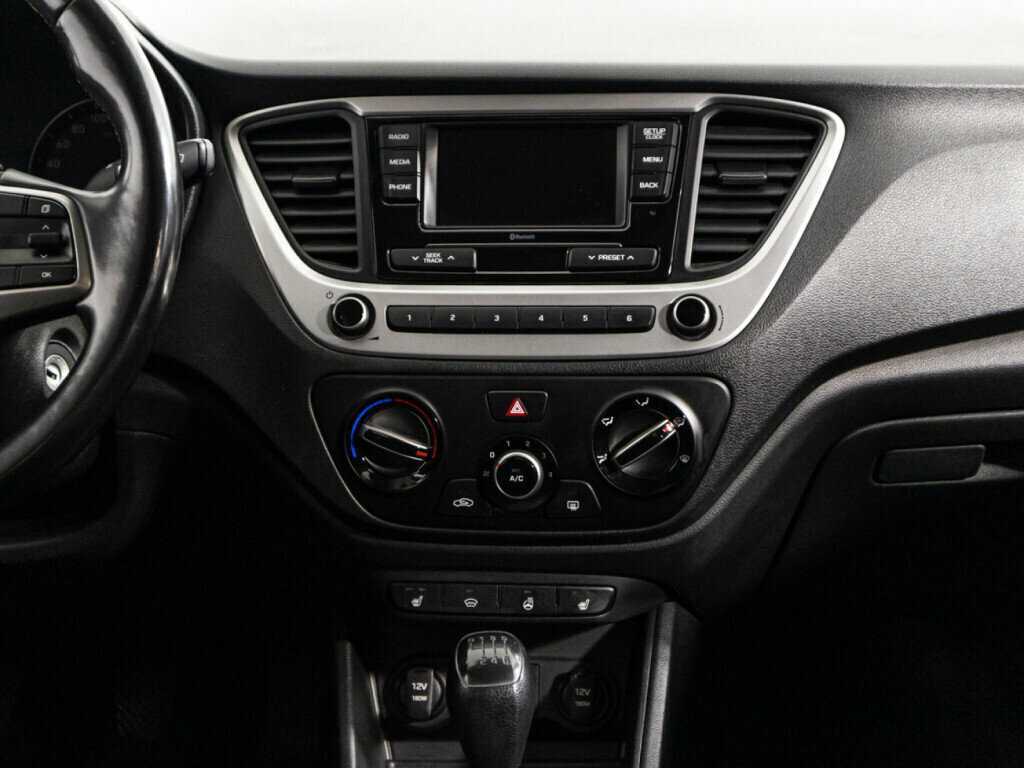 Купить Hyundai Solaris, 2018, 69 341 км.. Фото: #13