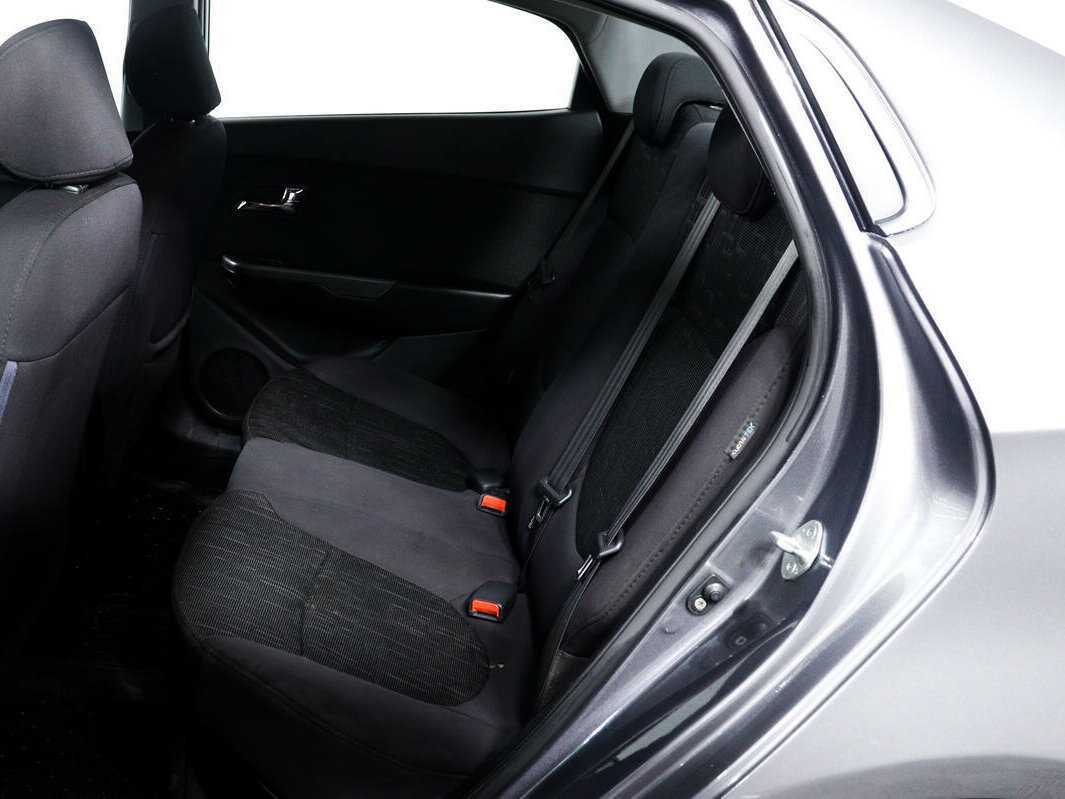 Купить Kia Rio, 2012, 197 608 км.. Фото: #11