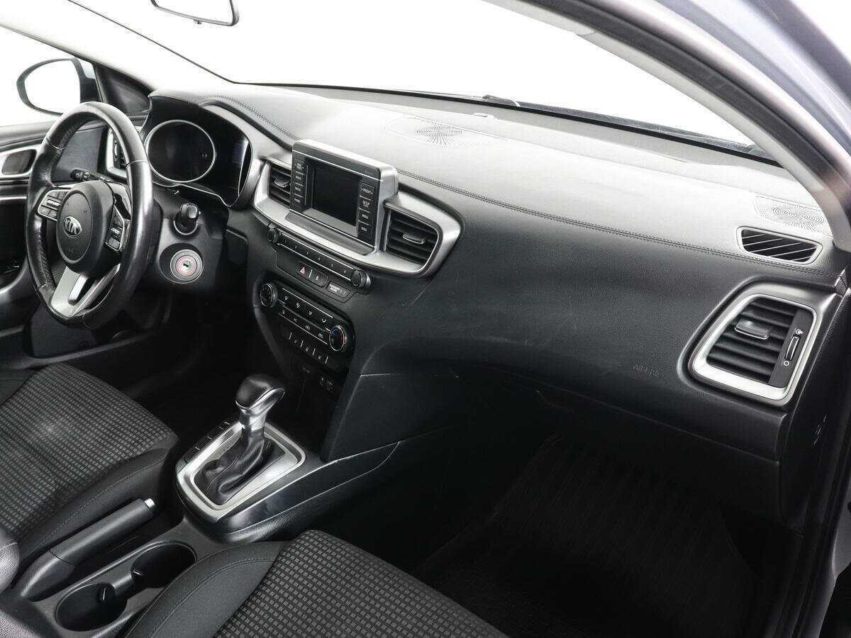 Купить Kia Ceed, 2018, 96 754 км.. Фото: #9