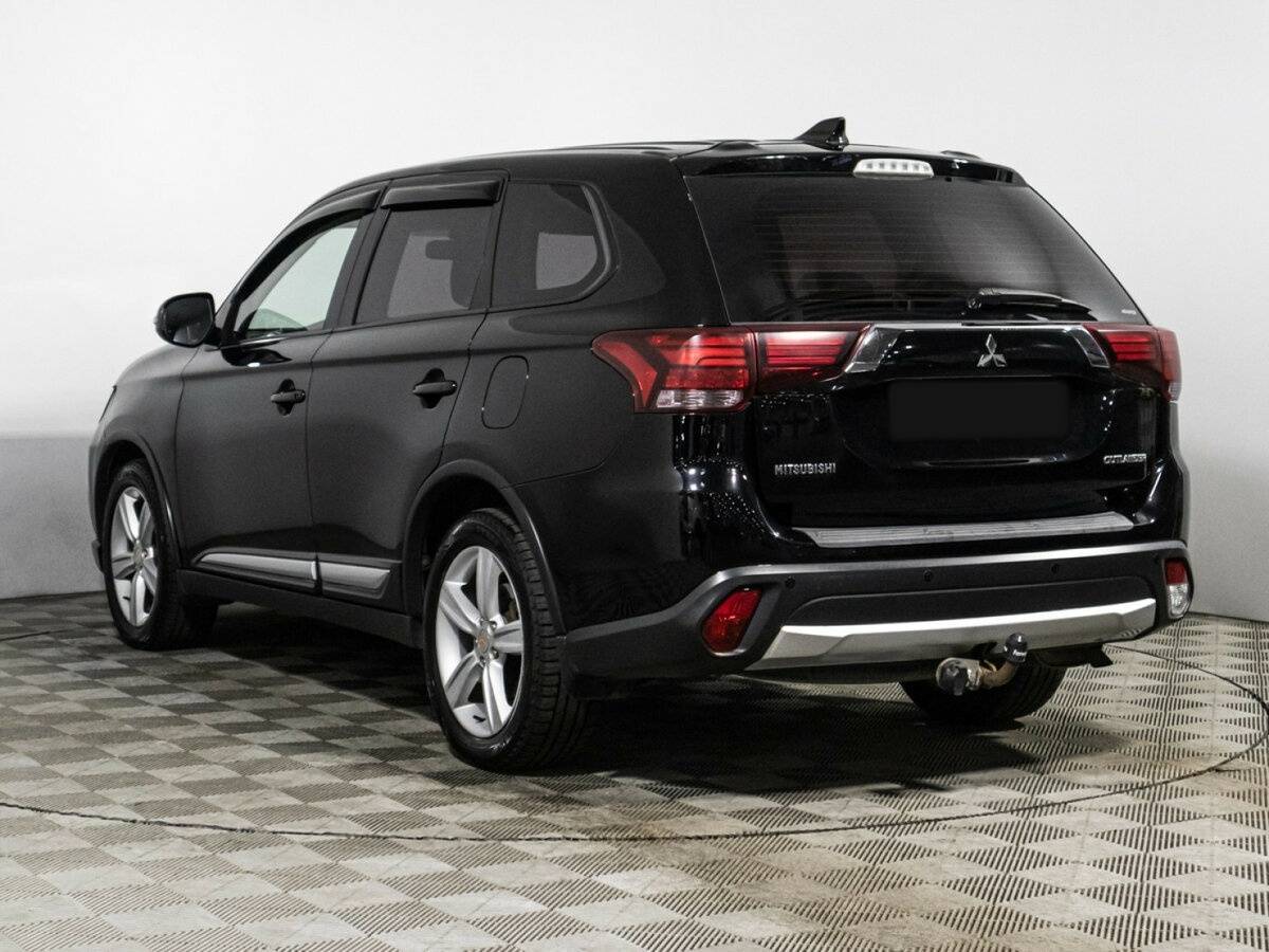 Купить Mitsubishi Outlander, 2017, 134 990 км.. Фото: #6