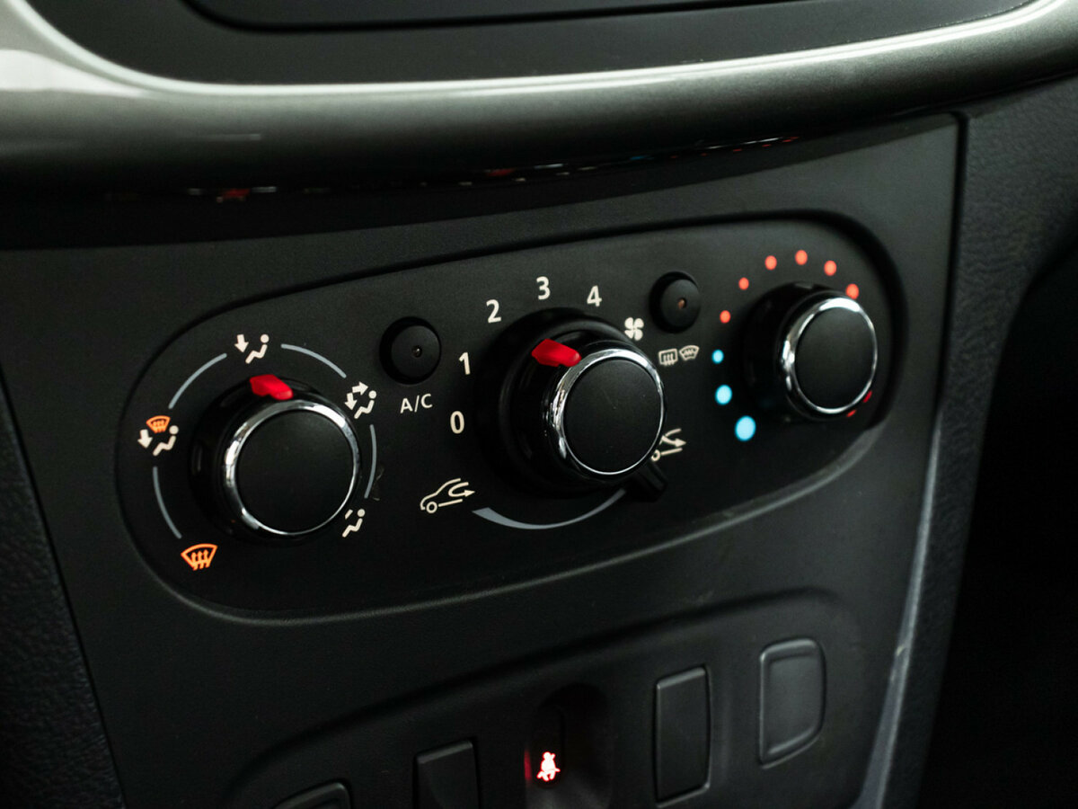 Купить Renault Sandero, 2022, 42 324 км.. Фото: #15