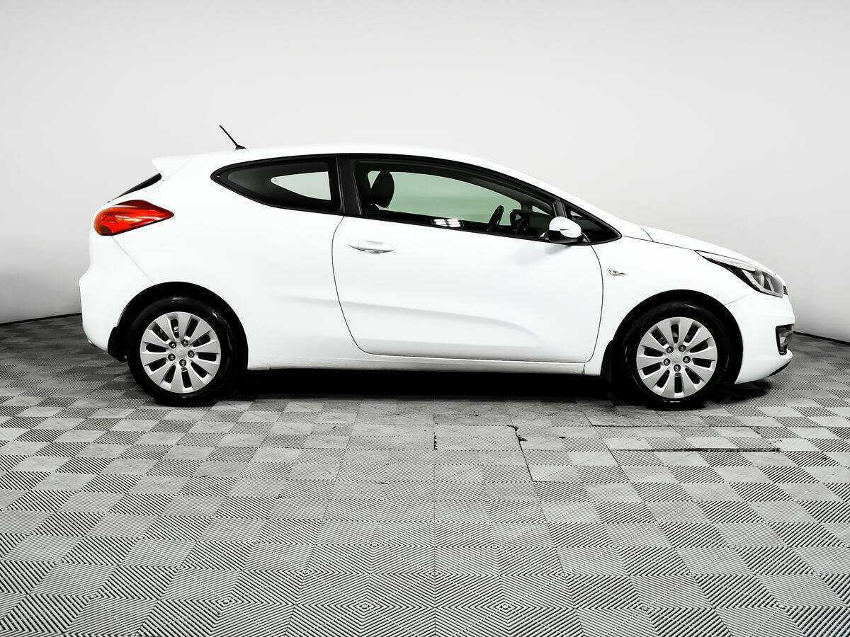 Купить Kia Ceed, 2013, 106 455 км.. Фото: #3