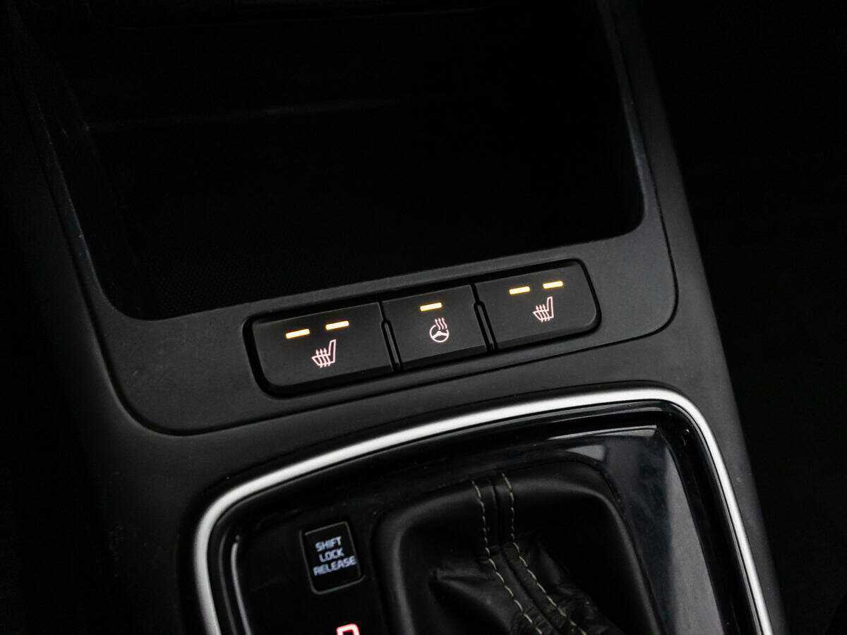 Купить Kia Rio, 2019, 149 743 км.. Фото: #17