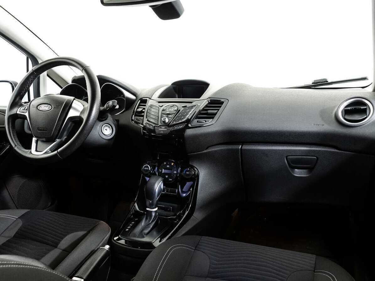 Купить Ford Fiesta, 2017, 142 334 км.. Фото: #6