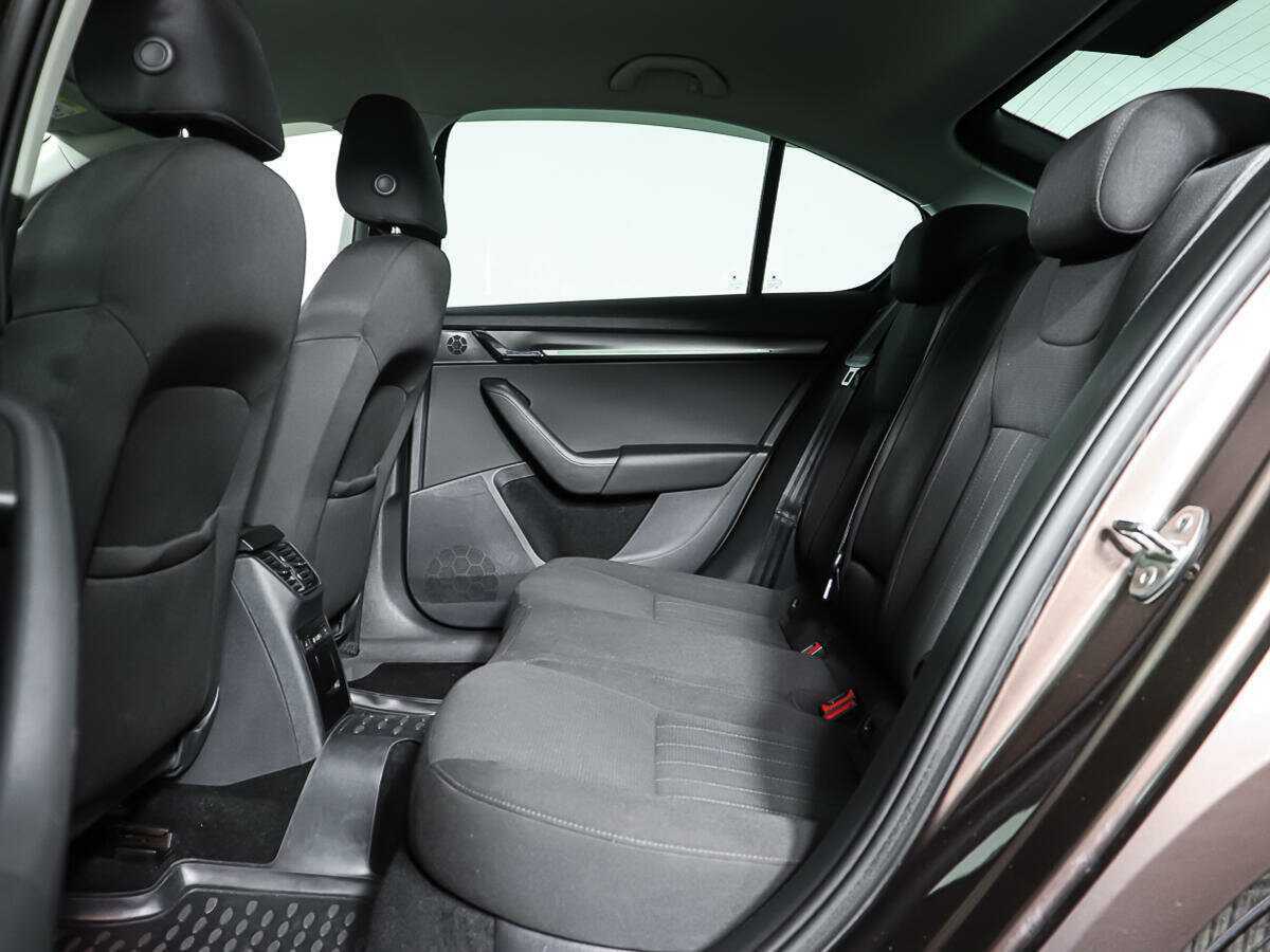 Купить Skoda Octavia, 2018, 85 879 км.. Фото: #9