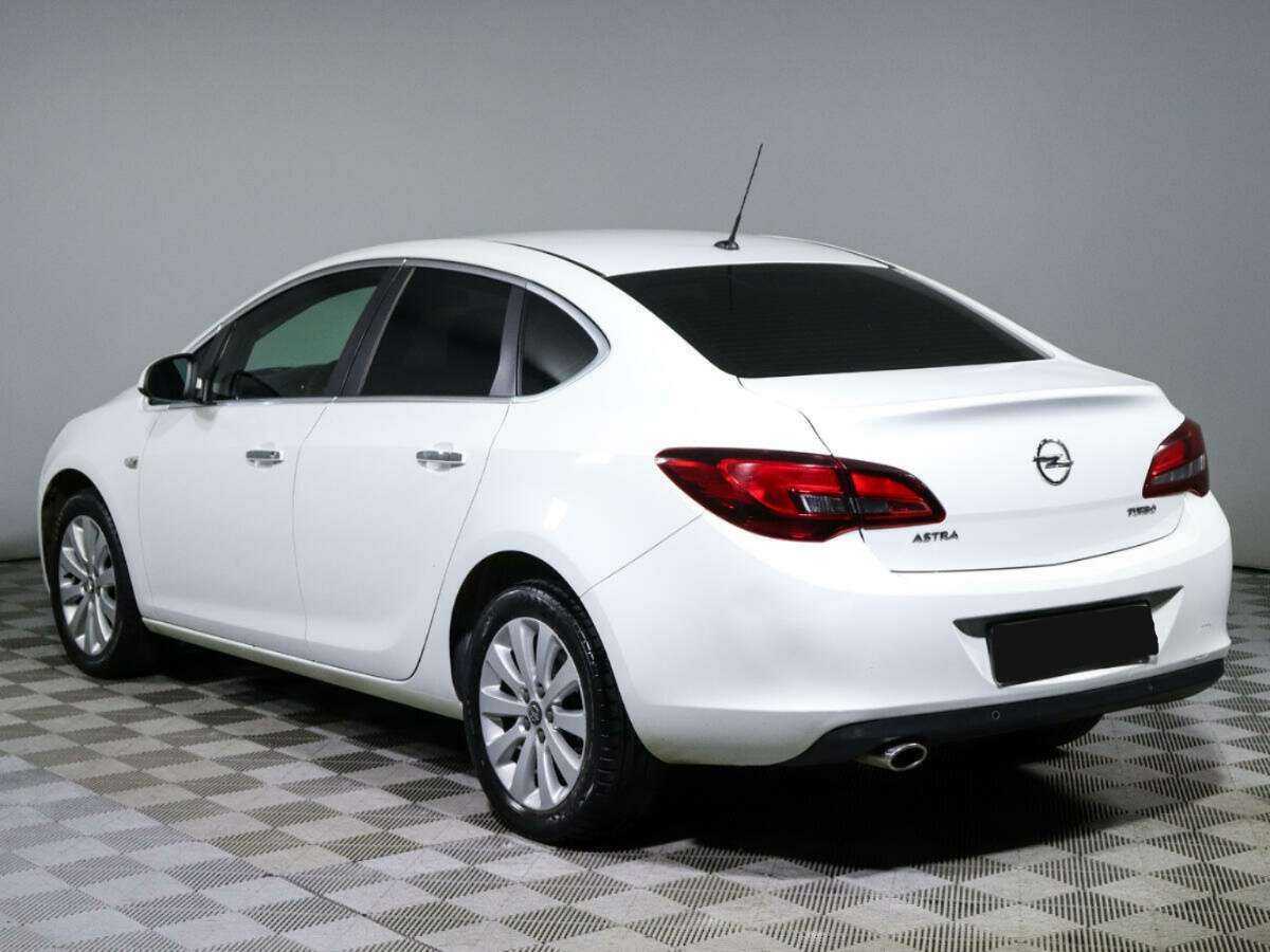 Купить Opel Astra, 2013, 98 000 км.. Фото: #6