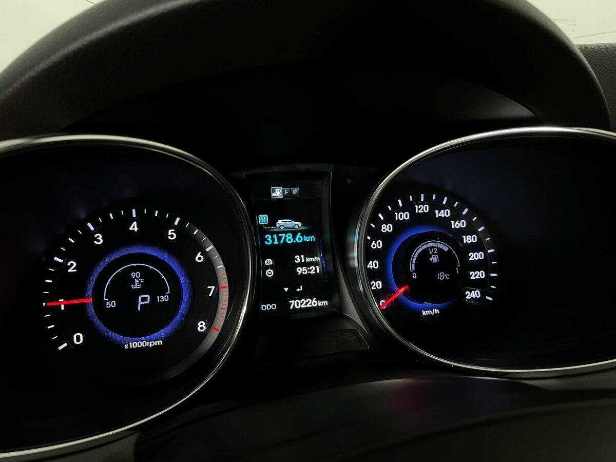 Купить Hyundai Santa Fe, 2014, 70 223 км.. Фото: #8