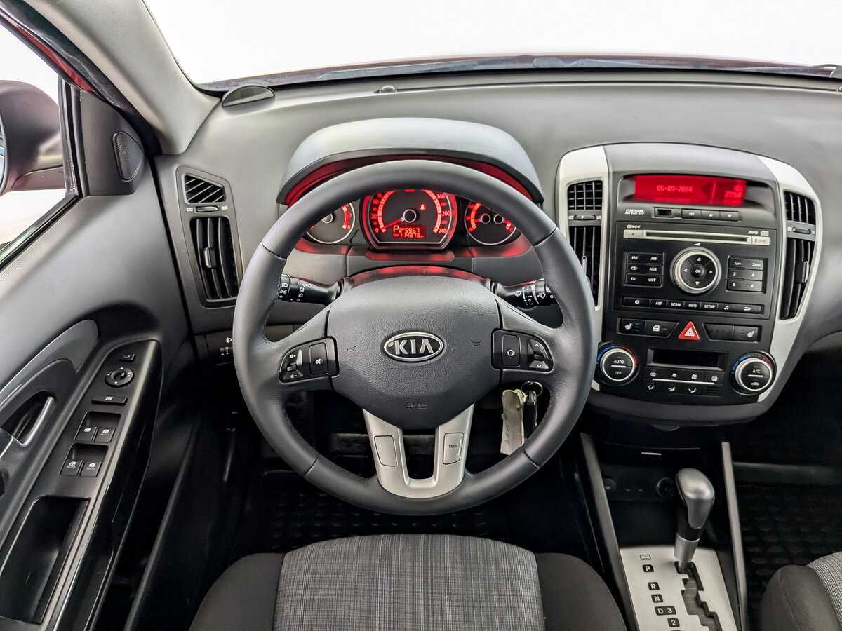 Купить Kia Ceed, 2012, 114 966 км.. Фото: #16