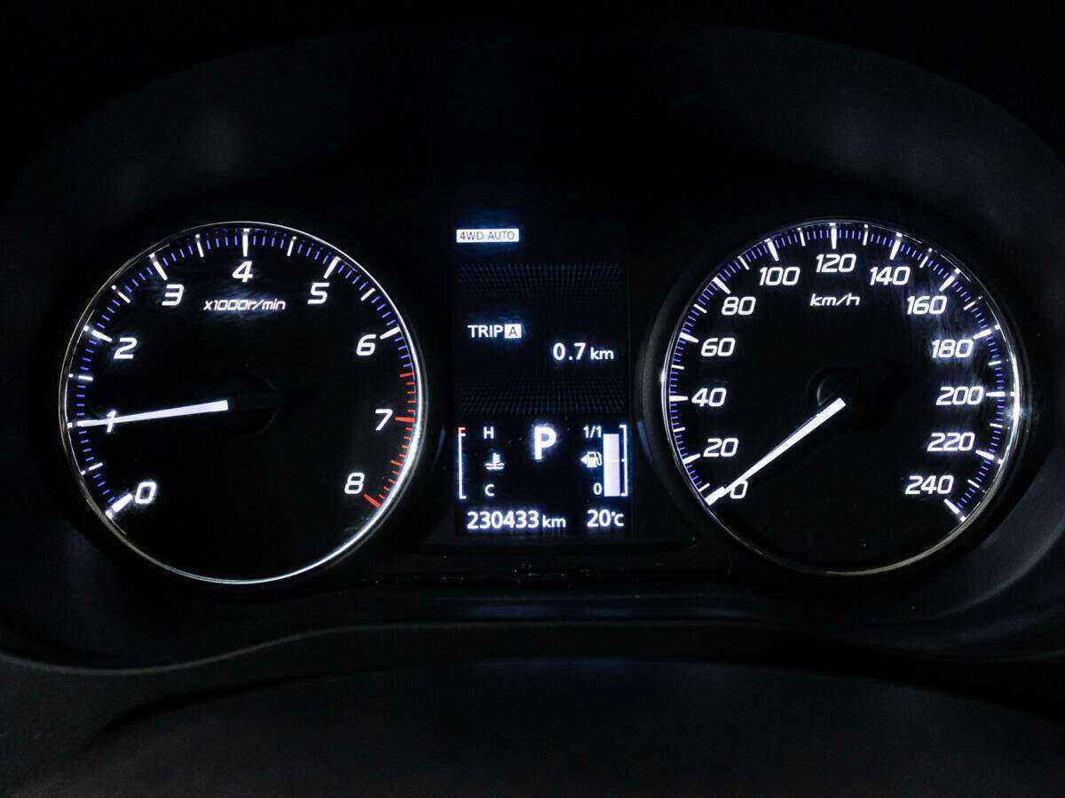 Купить Mitsubishi Outlander, 2016, 230 432 км.. Фото: #11