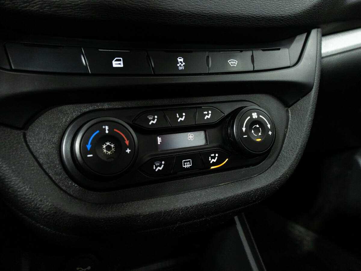 Купить Lada (ВАЗ) Vesta, 2017, 136 605 км.. Фото: #14