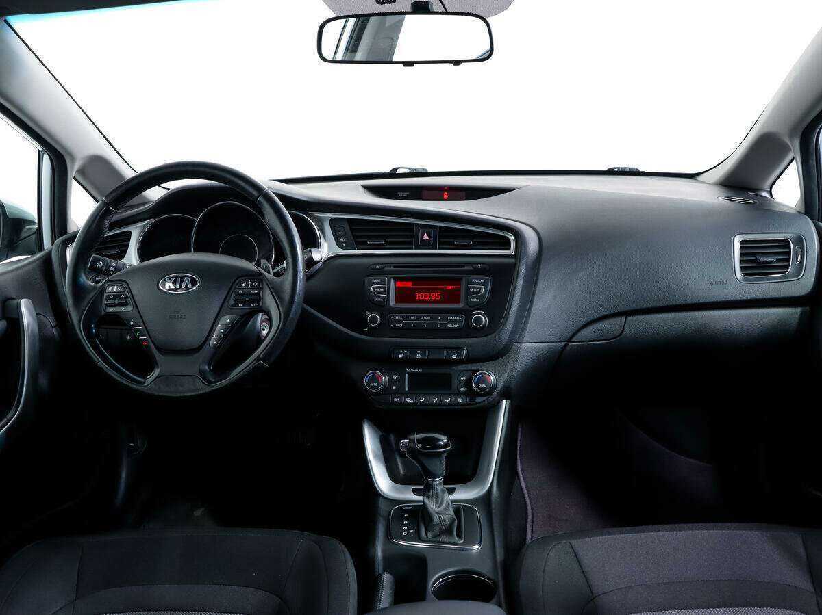 Купить Kia Ceed, 2017, 106 923 км.. Фото: #9