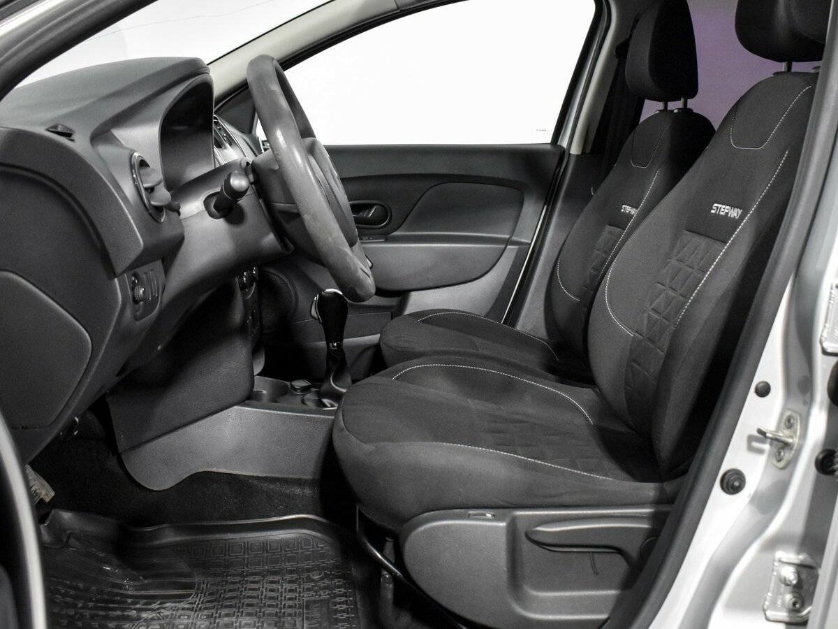 Купить Renault Sandero, 2017, 190 488 км.. Фото: #9