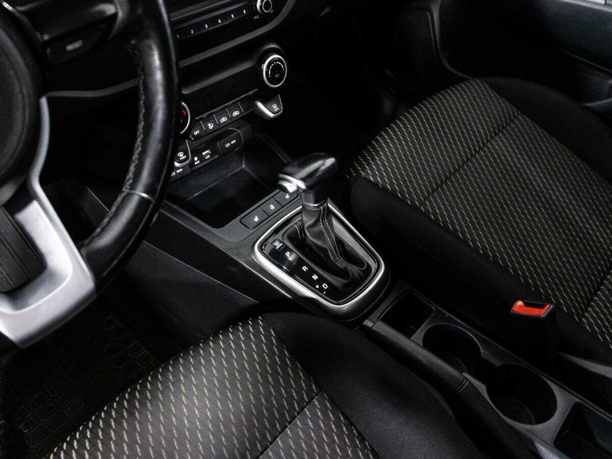 Купить Kia Rio, 2019, 149 743 км.. Фото: #15