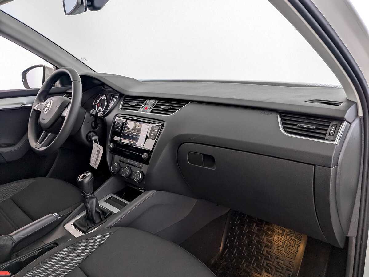 Купить Skoda Octavia, 2019, 50 560 км.. Фото: #8