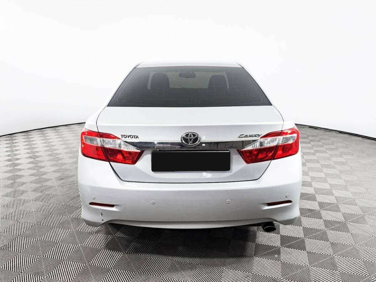 Купить Toyota Camry, 2014, 121 870 км.. Фото: #4