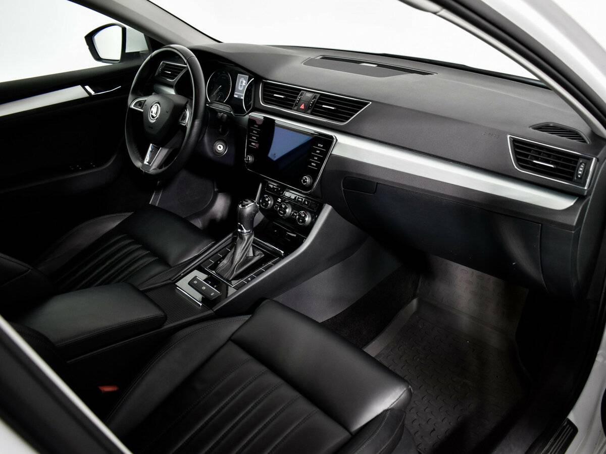 Купить Skoda Superb, 2018, 156 585 км.. Фото: #10