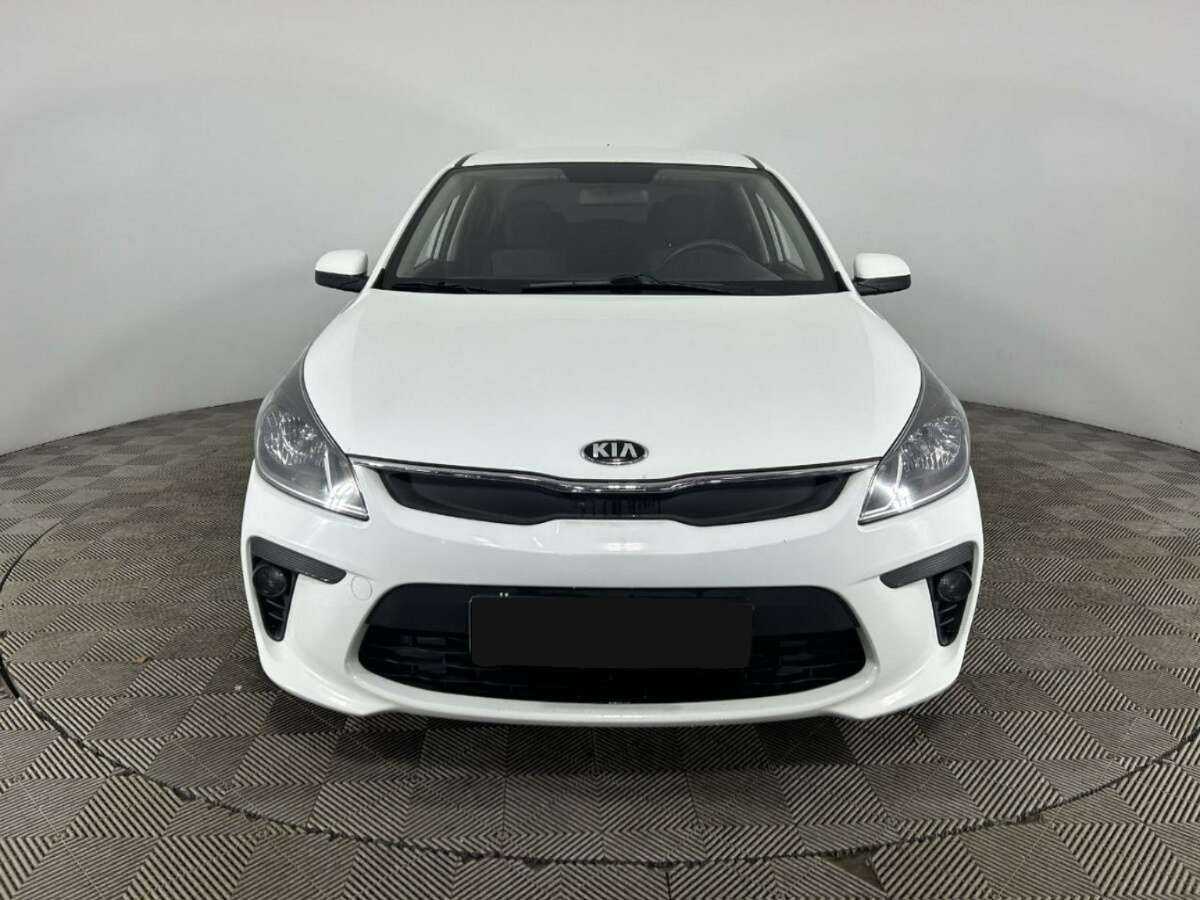 Купить Kia Rio, 2018, 39 716 км.. Фото: #1