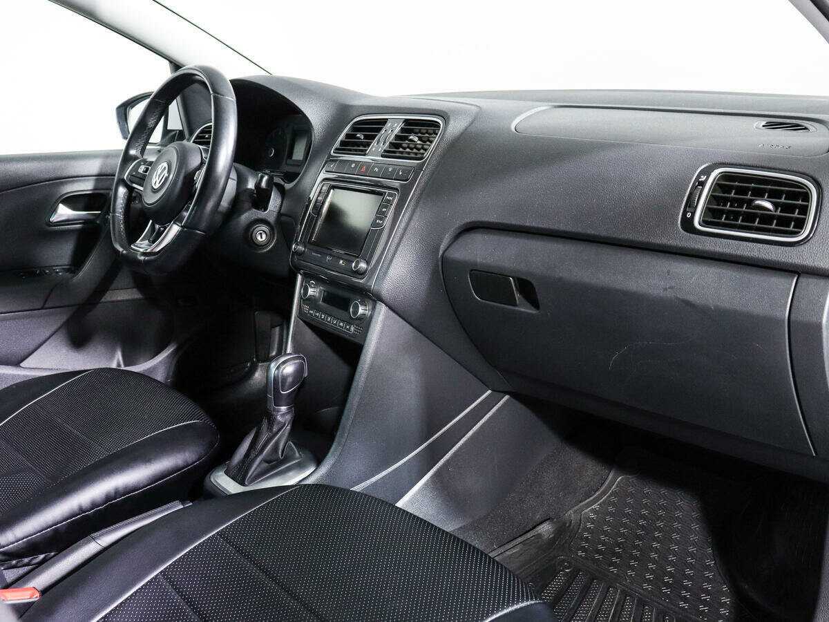 Купить Volkswagen Polo, 2018, 78 199 км.. Фото: #8