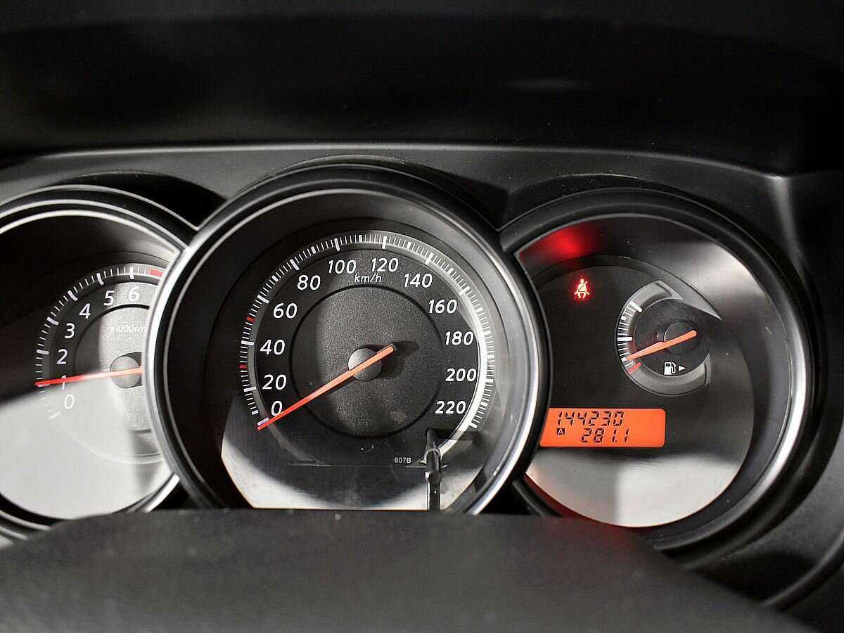 Купить Nissan Tiida, 2013, 144 225 км.. Фото: #11