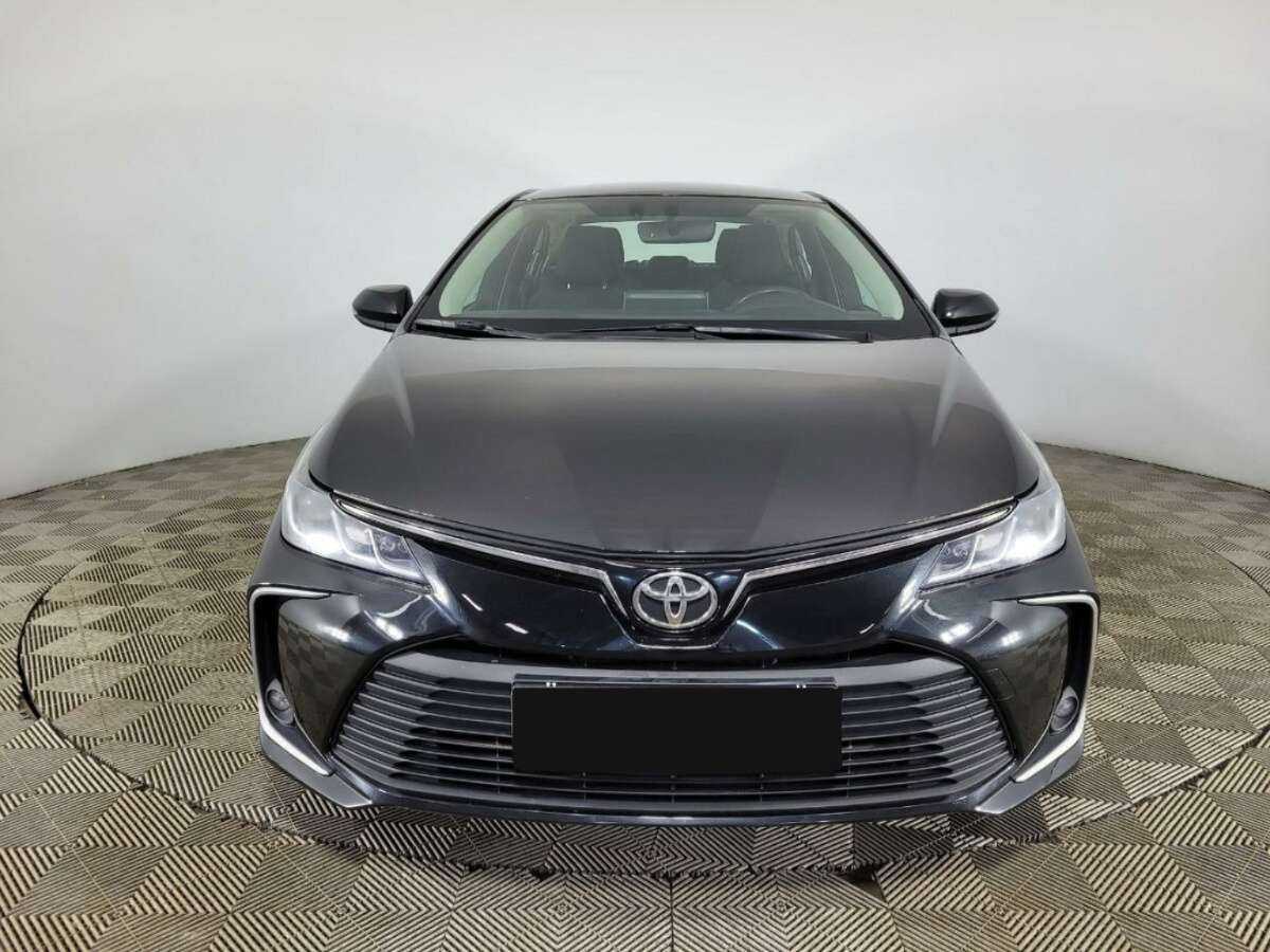 Купить Toyota Corolla, 2019, 71 000 км.. Фото: #1