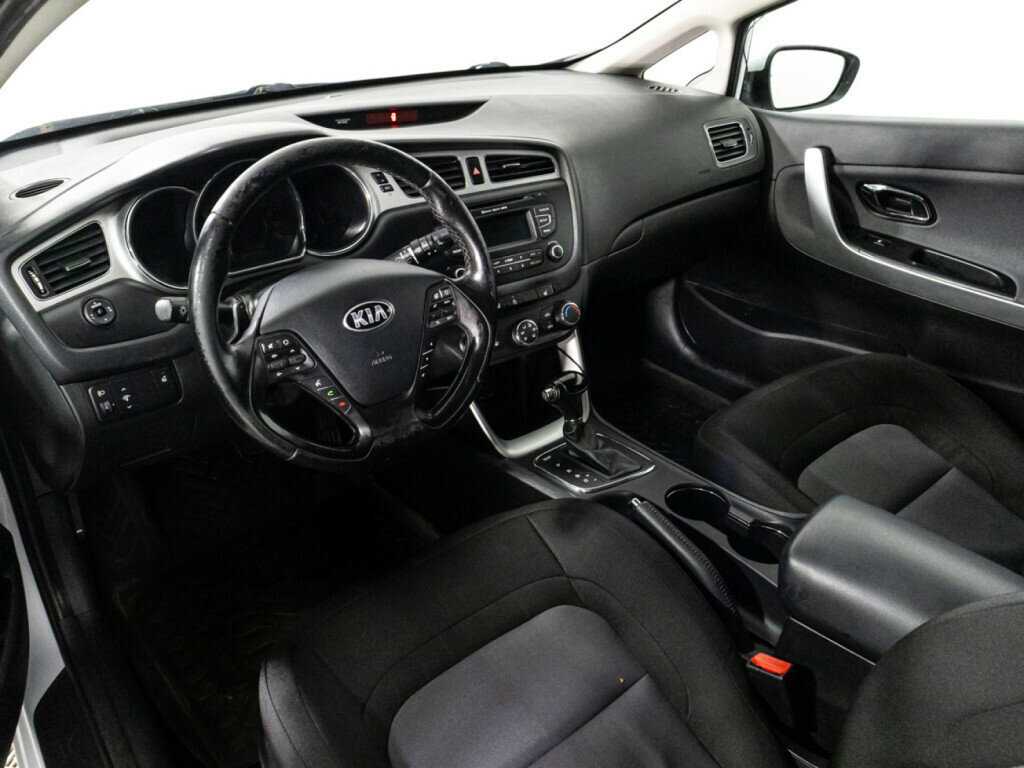 Купить Kia Ceed, 2013, 155 000 км.. Фото: #10