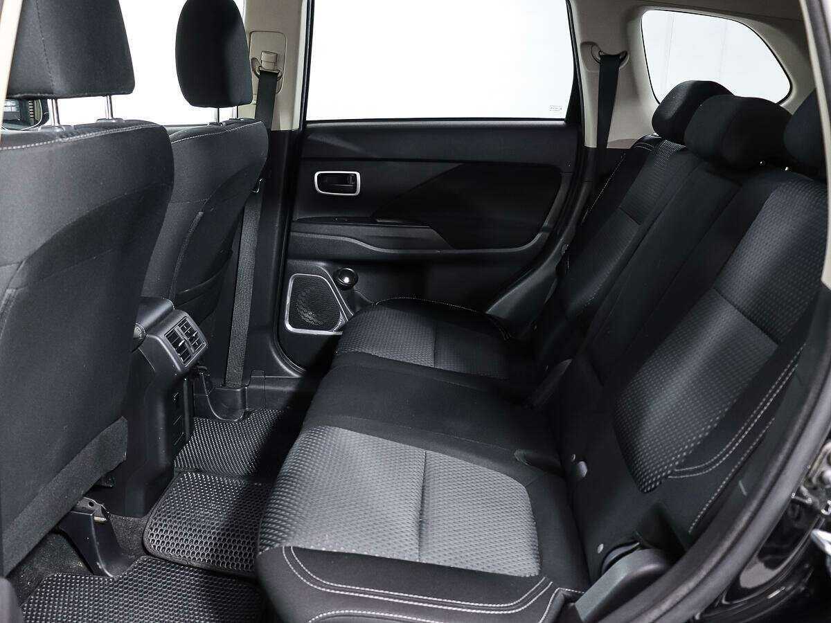 Купить Mitsubishi Outlander, 2018, 123 158 км.. Фото: #9