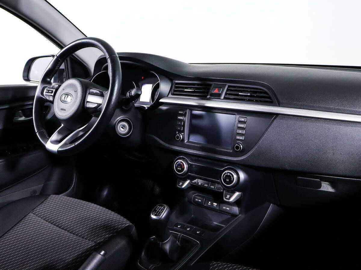 Купить Kia Rio, 2018, 38 198 км.. Фото: #8