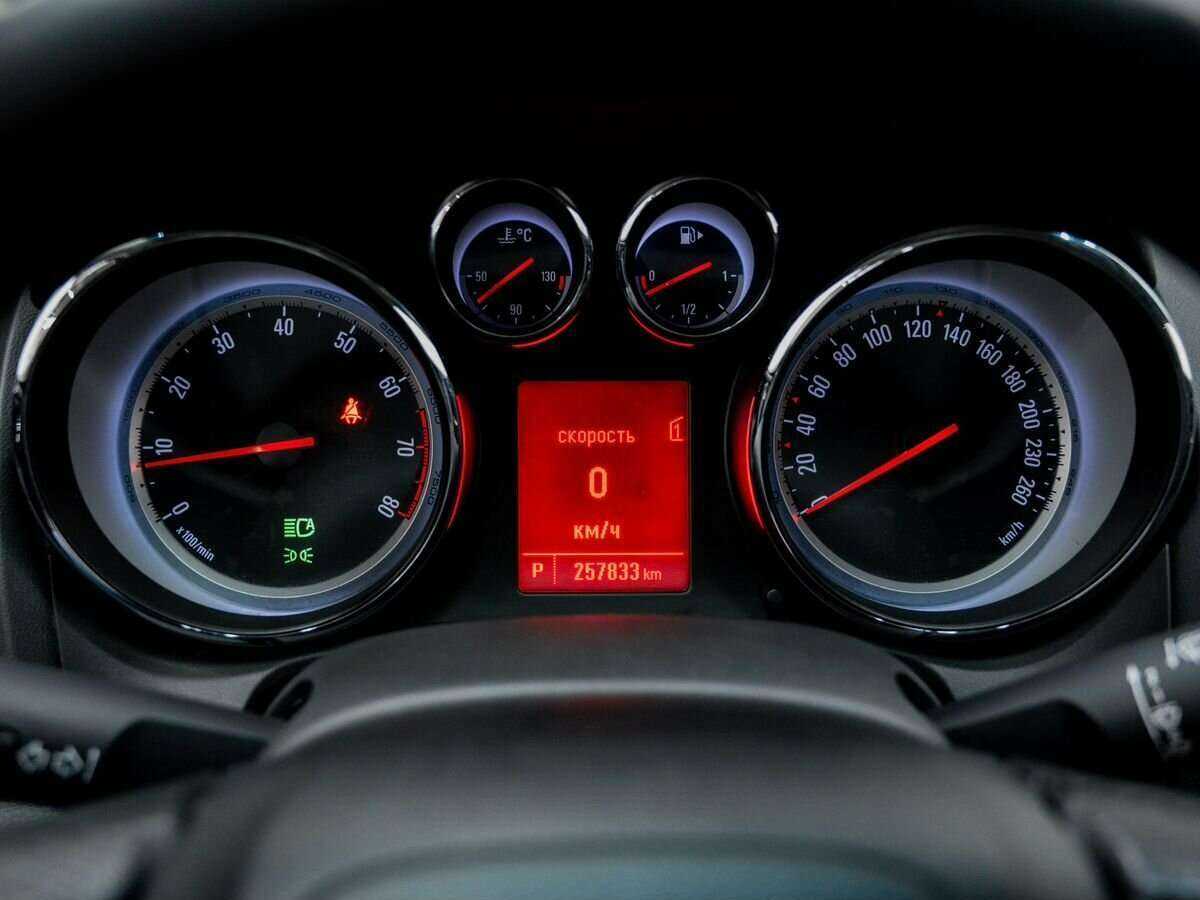 Купить Opel Astra, 2012, 258 000 км.. Фото: #14