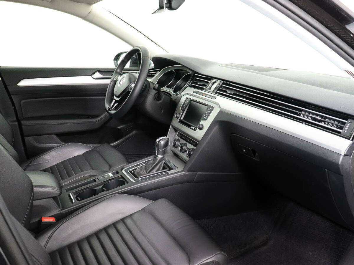 Купить Volkswagen Passat, 2017, 181 000 км.. Фото: #6
