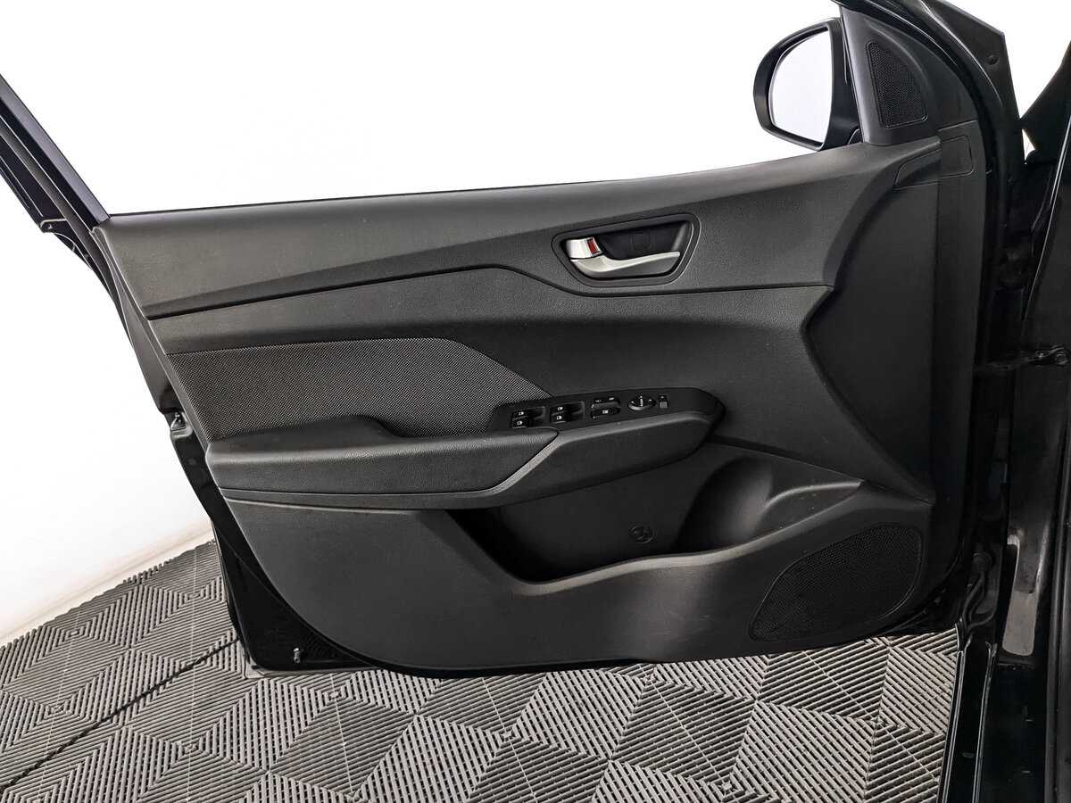 Купить Hyundai Solaris, 2018, 122 570 км.. Фото: #14